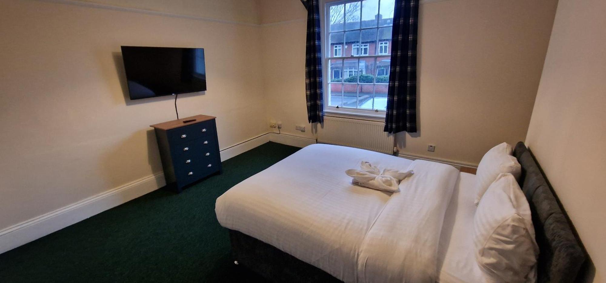 Self Check In Rooms Central Wakefield Exterior photo