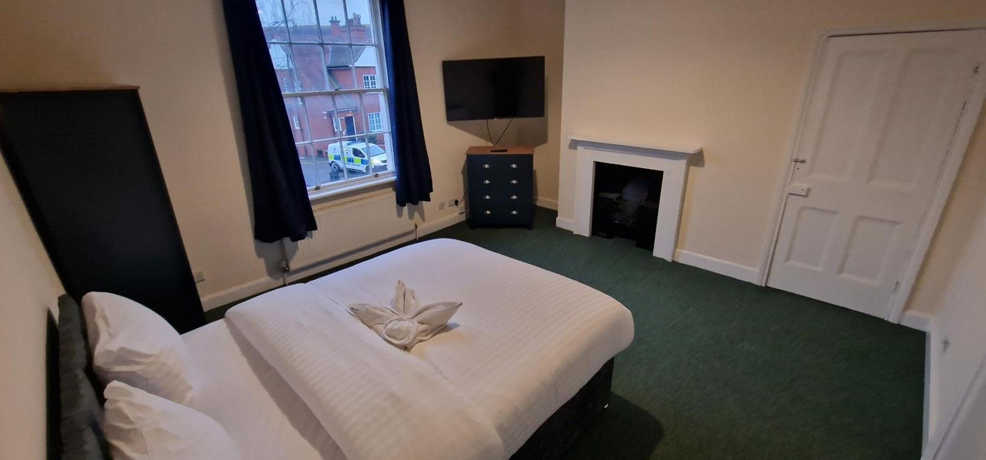 Self Check In Rooms Central Wakefield Exterior photo
