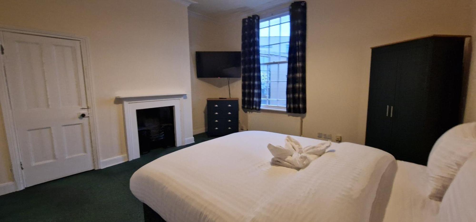 Self Check In Rooms Central Wakefield Exterior photo