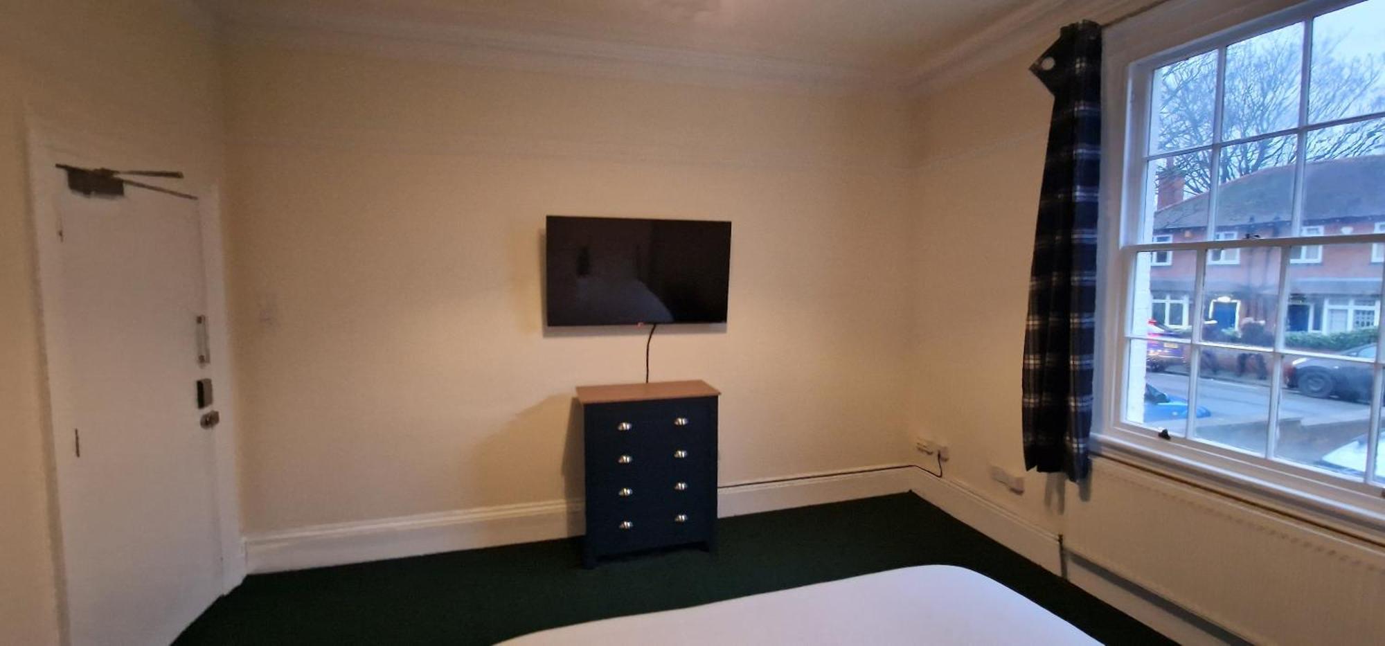 Self Check In Rooms Central Wakefield Exterior photo
