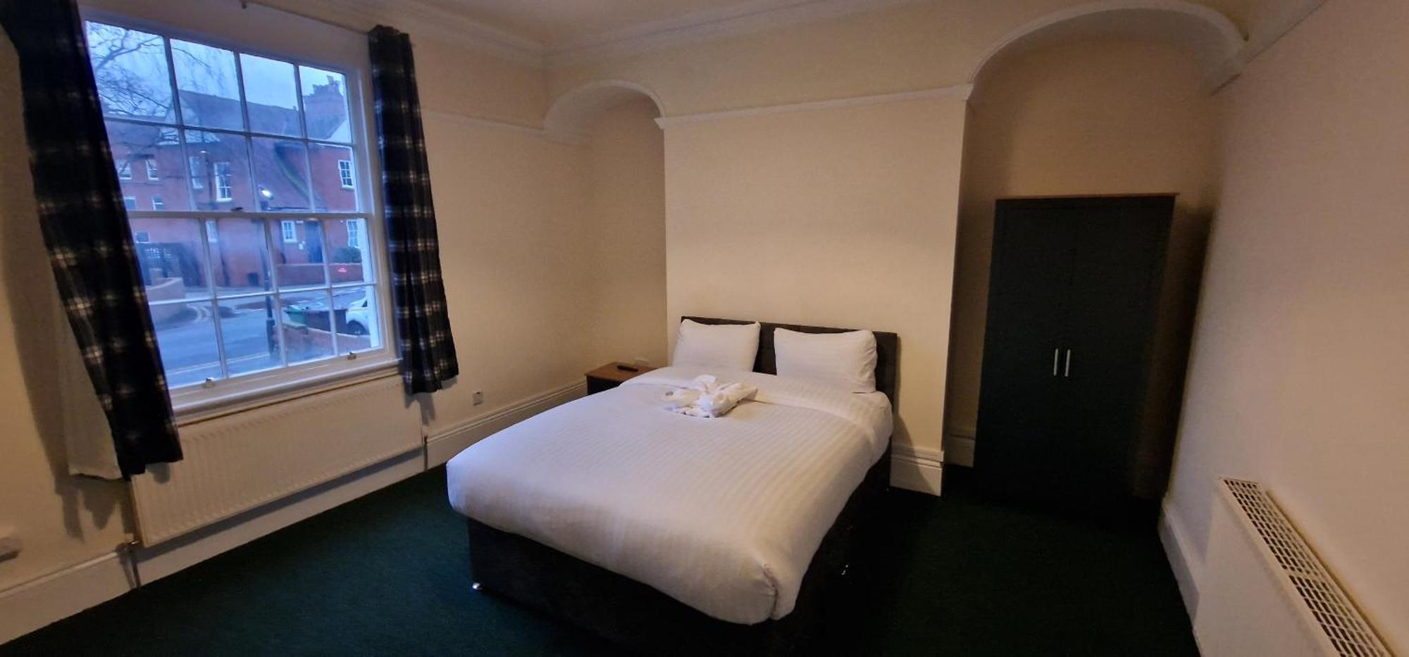 Self Check In Rooms Central Wakefield Exterior photo